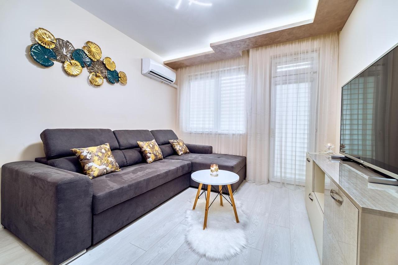 Апартамент S Apart Varna ภายนอก รูปภาพ